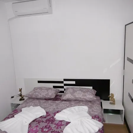 жекови Apartmán Carevo