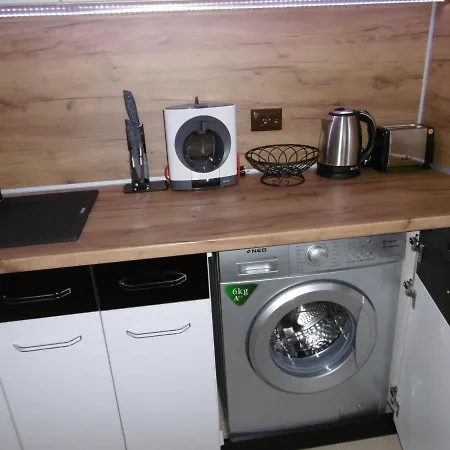 Apartment жекови