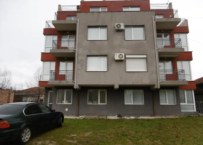 жекови Διαμέρισμα Tsarevo